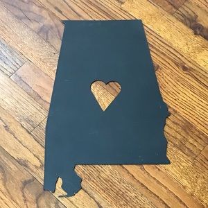 Black Metal Outline of the State of Alabama 
Heart Cutout 
Farmhouse Decor
chalk